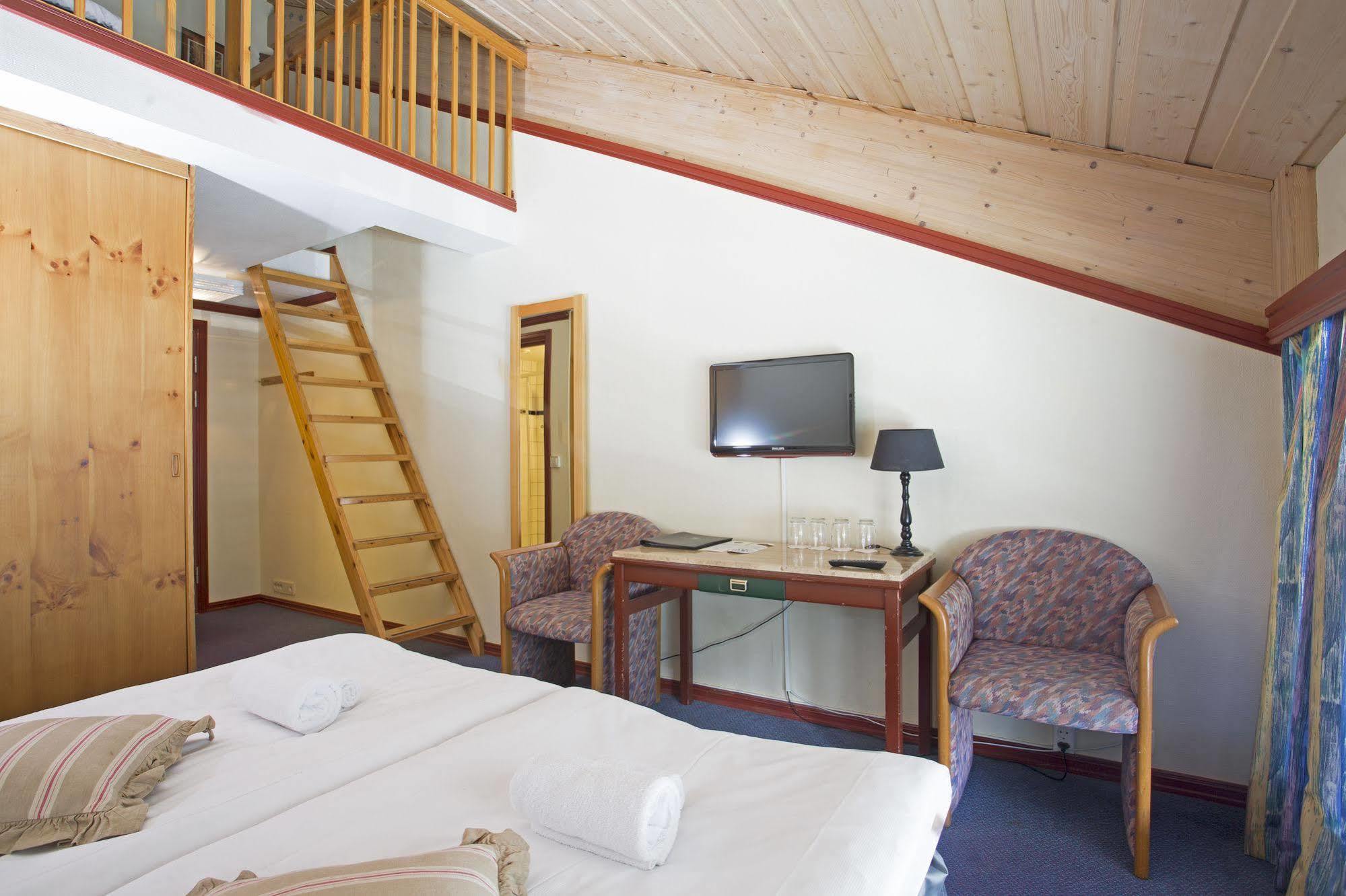Skogstad Hotel - Unike Hoteller เฮมเซดาล ภายนอก รูปภาพ